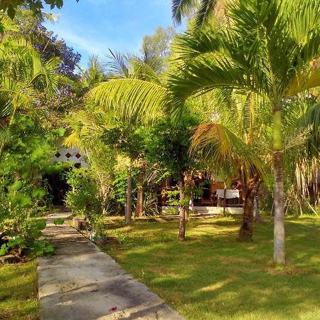 Tunai Cottages Gili Meno Kültér fotó